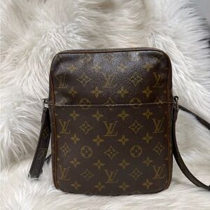 Authentic Louis Vuitton Brown Monogram Petit Marceau Shoulder Bag